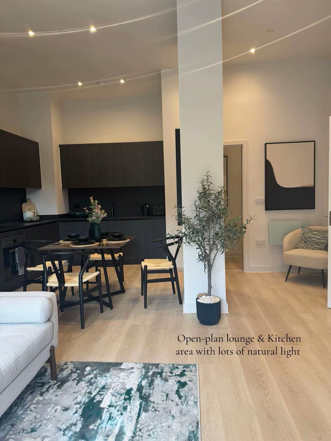 Waterhouse Gardens — 3 Beds Bathroom finish